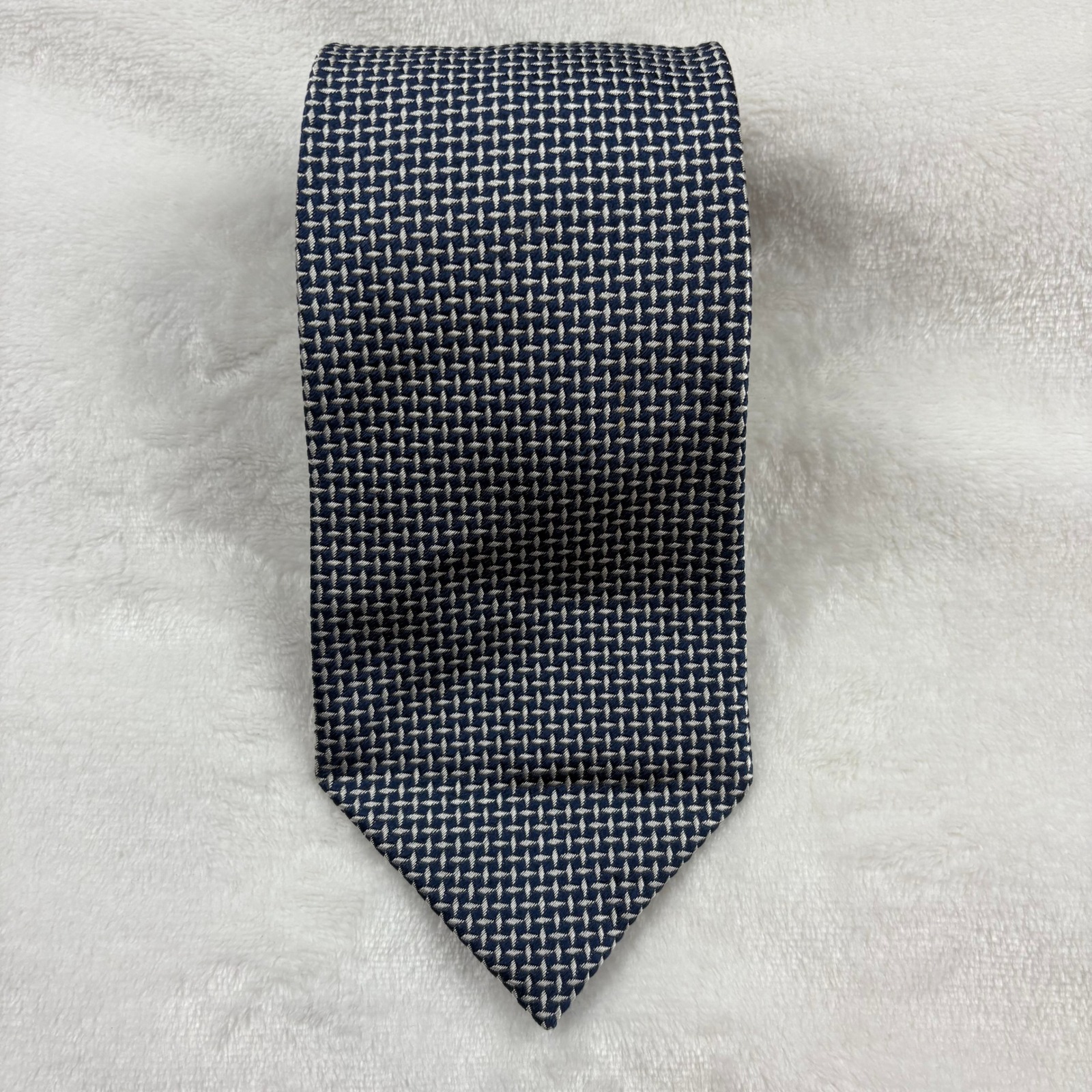 Preswick & Moore Handmade In Italy Navy Blue Geometric 100% Silk Necktie